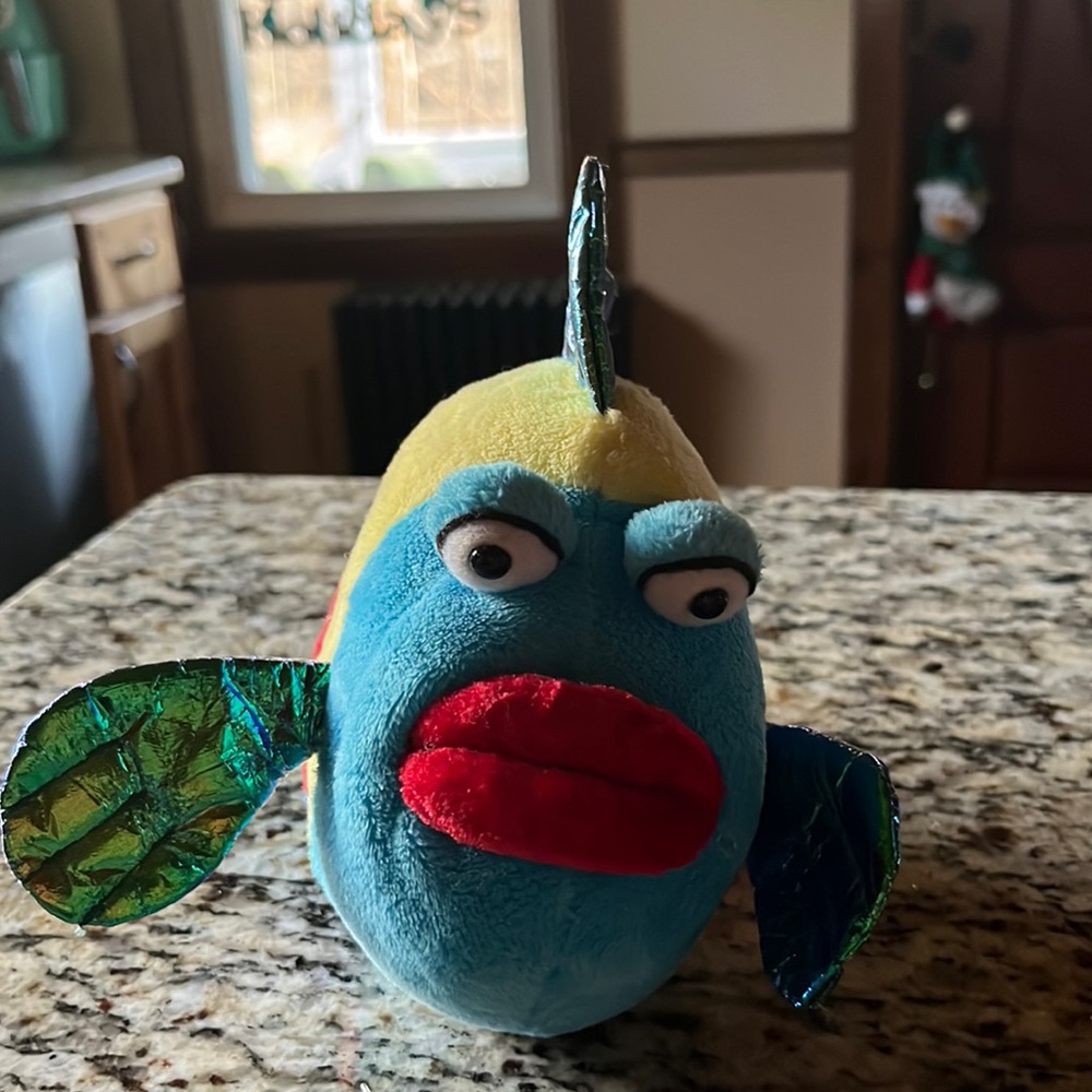 Pucker Fish Webkinz